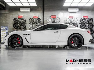 Maserati GranTurismo Custom Wheels - HF-5 by Vossen - Gloss Black